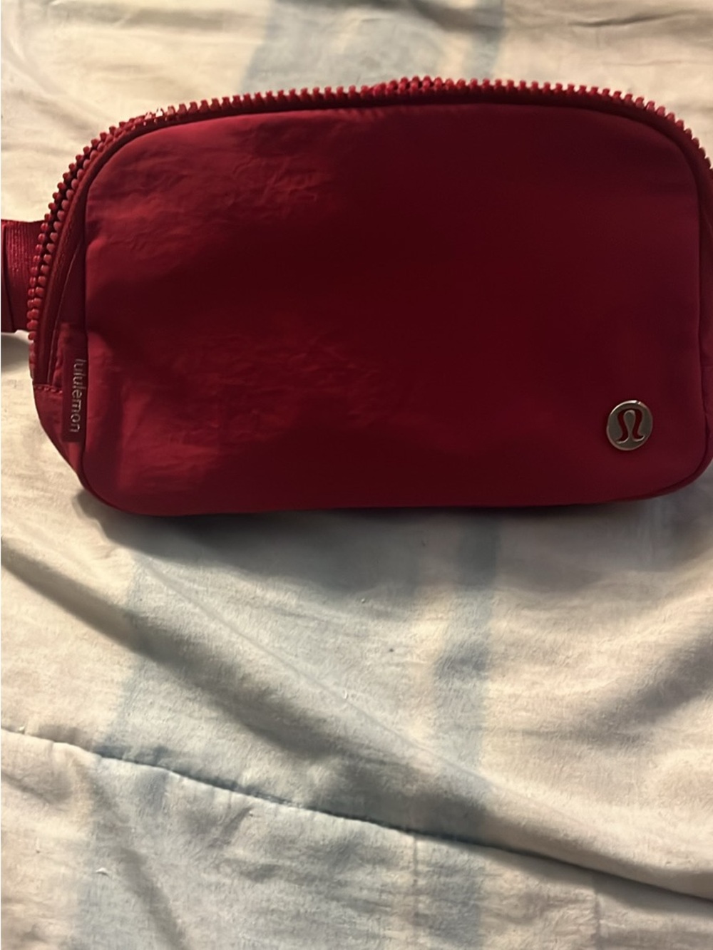 lululemon athletica Everyday Crossbody Bag